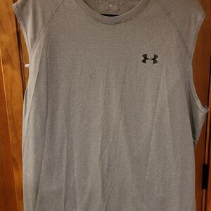 Under Armour Gray Athletic Tank Top Moisture-Wicking